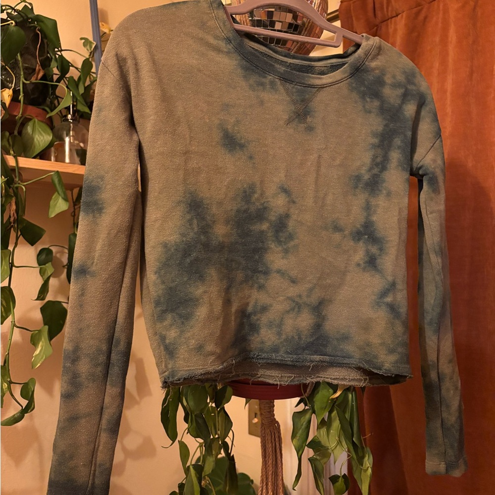 Arizona Jean Company Teal Tie-Dye Long Sleeve Top